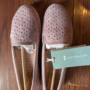 Waco Revitalign Carolina Stars Flats Slip Ons 7.5D Mauve Purple Shoes Whimsy NEW